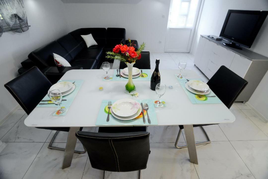 Apartment Olive Jovici  Dış mekan fotoğraf