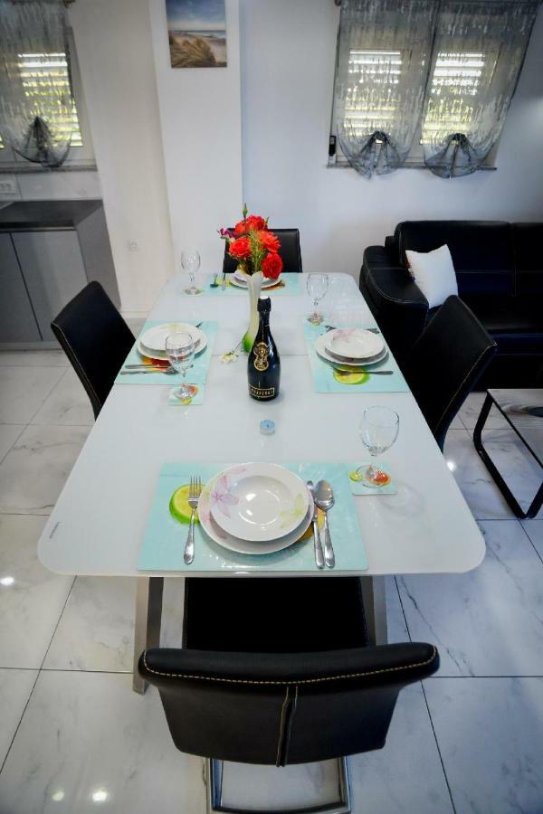 Apartment Olive Jovici  Dış mekan fotoğraf